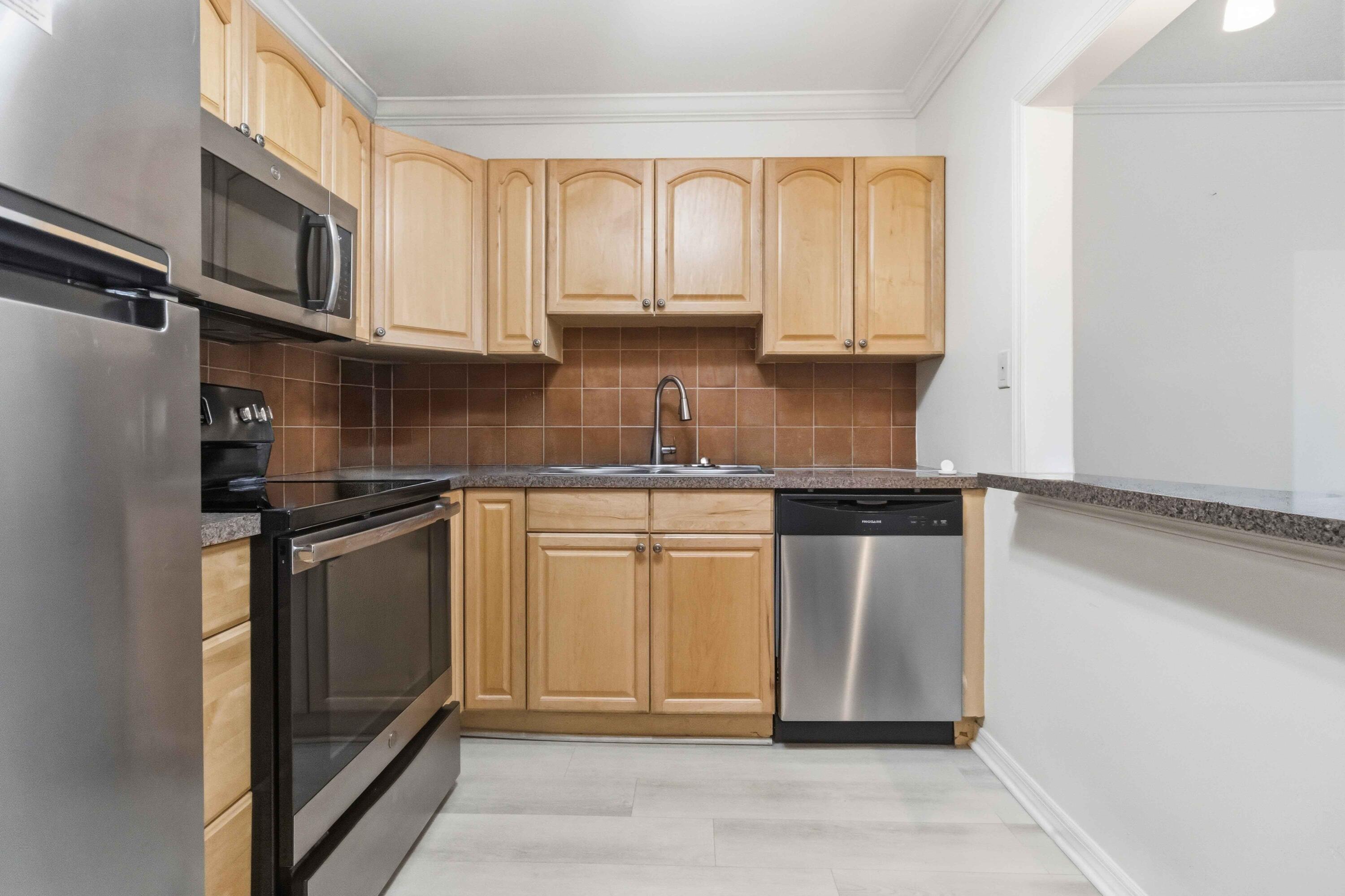259 South Cypress Road, Unit 506 Pompano Beach, FL 33060 - Photo 11 of 33 012.1