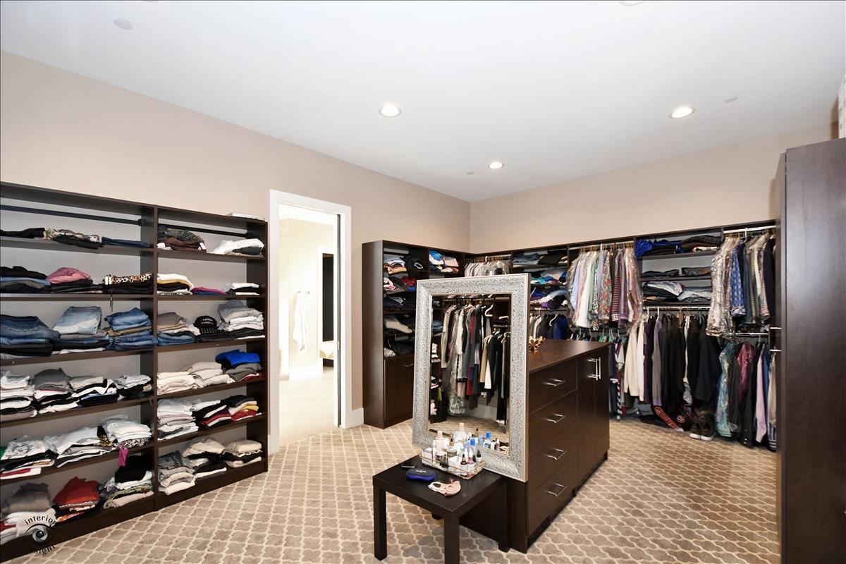 1722 Chapel Court Northbrook, IL 60062 - Photo 12 of 32