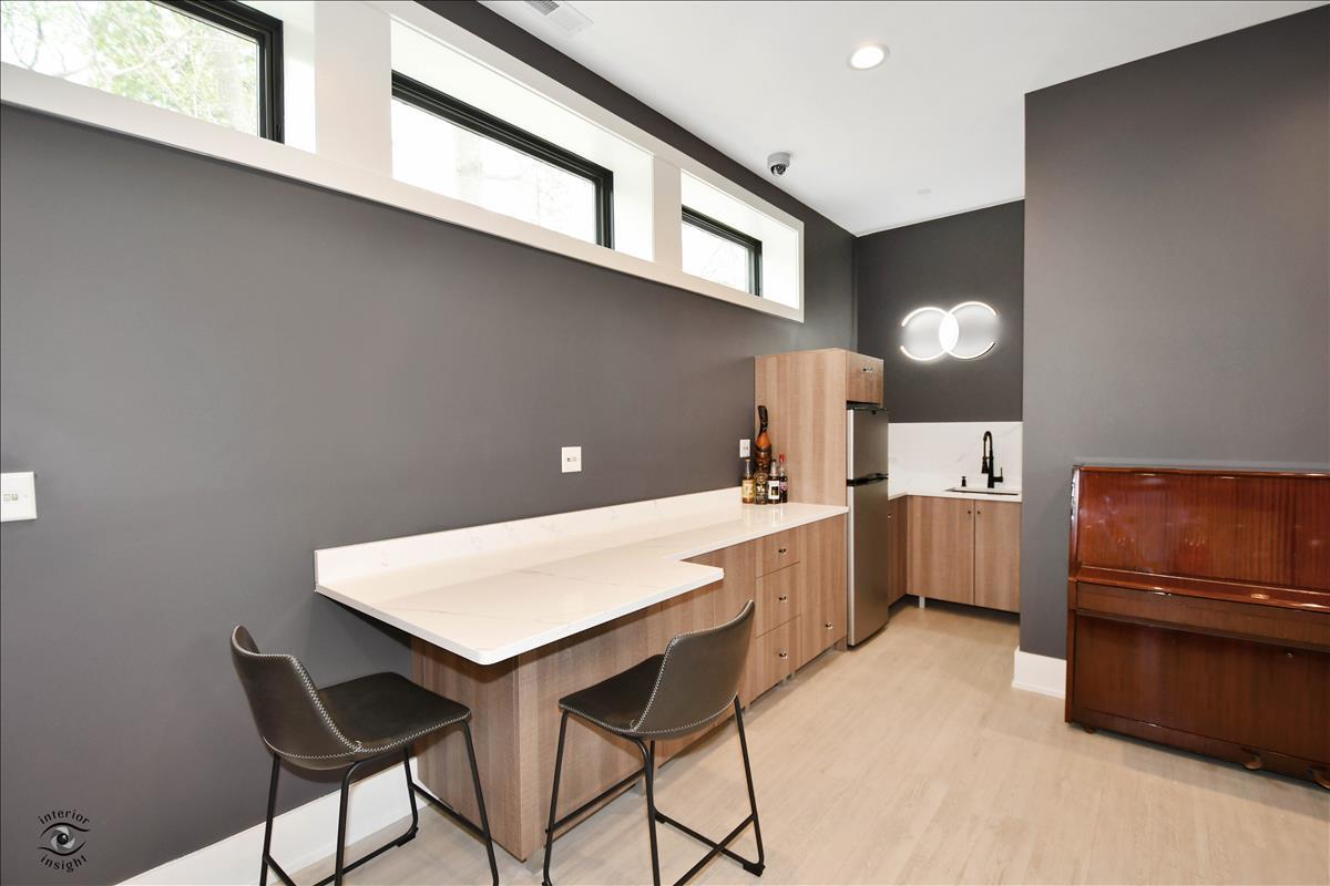 1722 Chapel Court Northbrook, IL 60062 - Photo 22 of 32