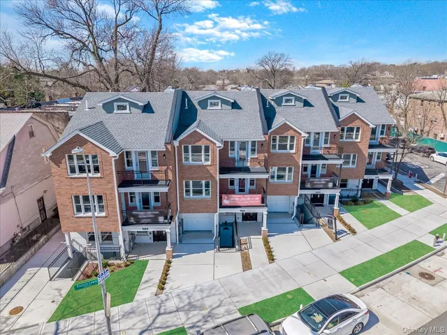 $2,688,000 | 37-12 Francis Lewis Boulevard | Auburndale