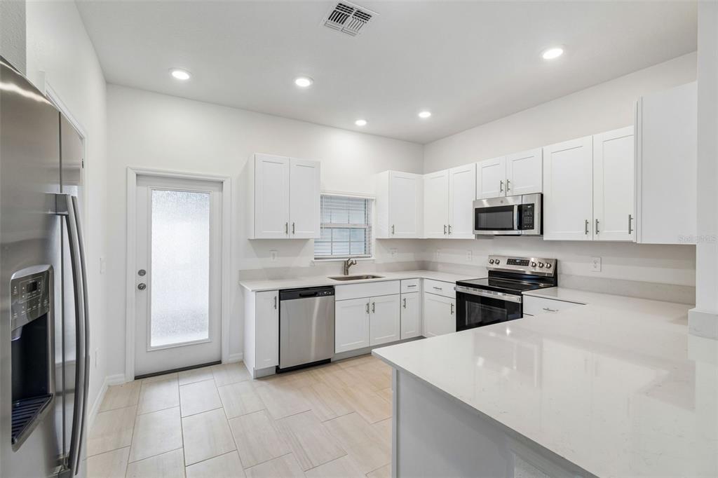 10822 Ichetucknee Way New Port Richey, FL 34655 - Photo 16 of 68