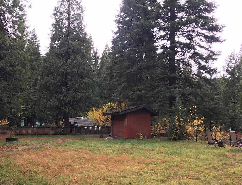 1015 Davis Place Road Mount Shasta, CA 96067 - Photo 23 of 24 Gallery Image 23