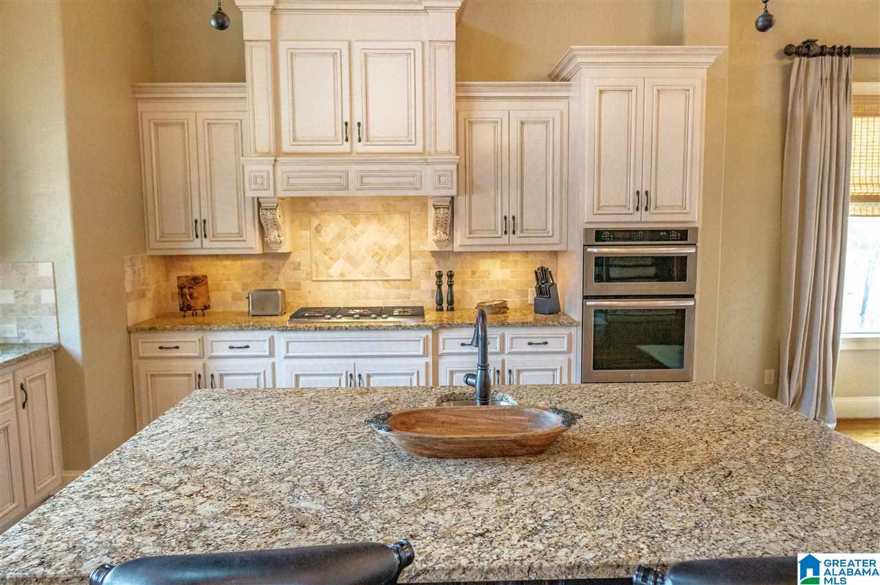 1043 Baldwin Lane Birmingham, AL 35242 - Photo 14 of 43