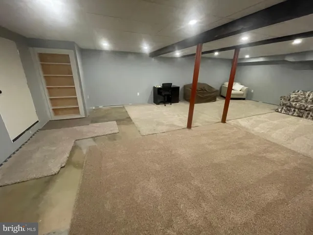 a view of living room washer and dryer