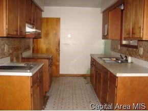 2037 Randall Court Springfield, IL 62703 - Photo 3 of 12 Gallery Image 3
