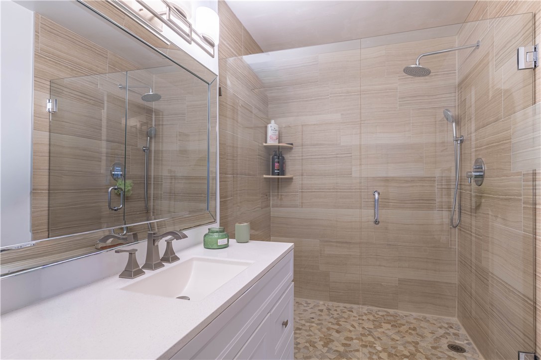 1172 Breezy Way, Unit 5D Sebastian, FL 32958 - Photo 17 of 30