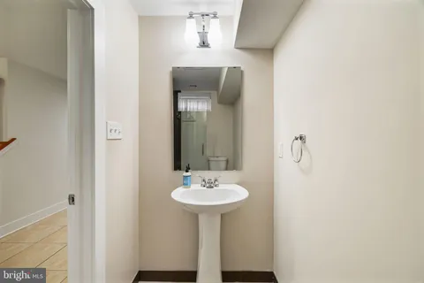 $750,000 | 2140 Carpenter Street, Philadelphia, PA 19146