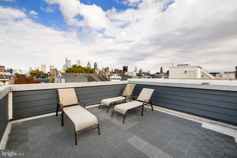 $750,000 | 2140 Carpenter Street, Philadelphia, PA 19146