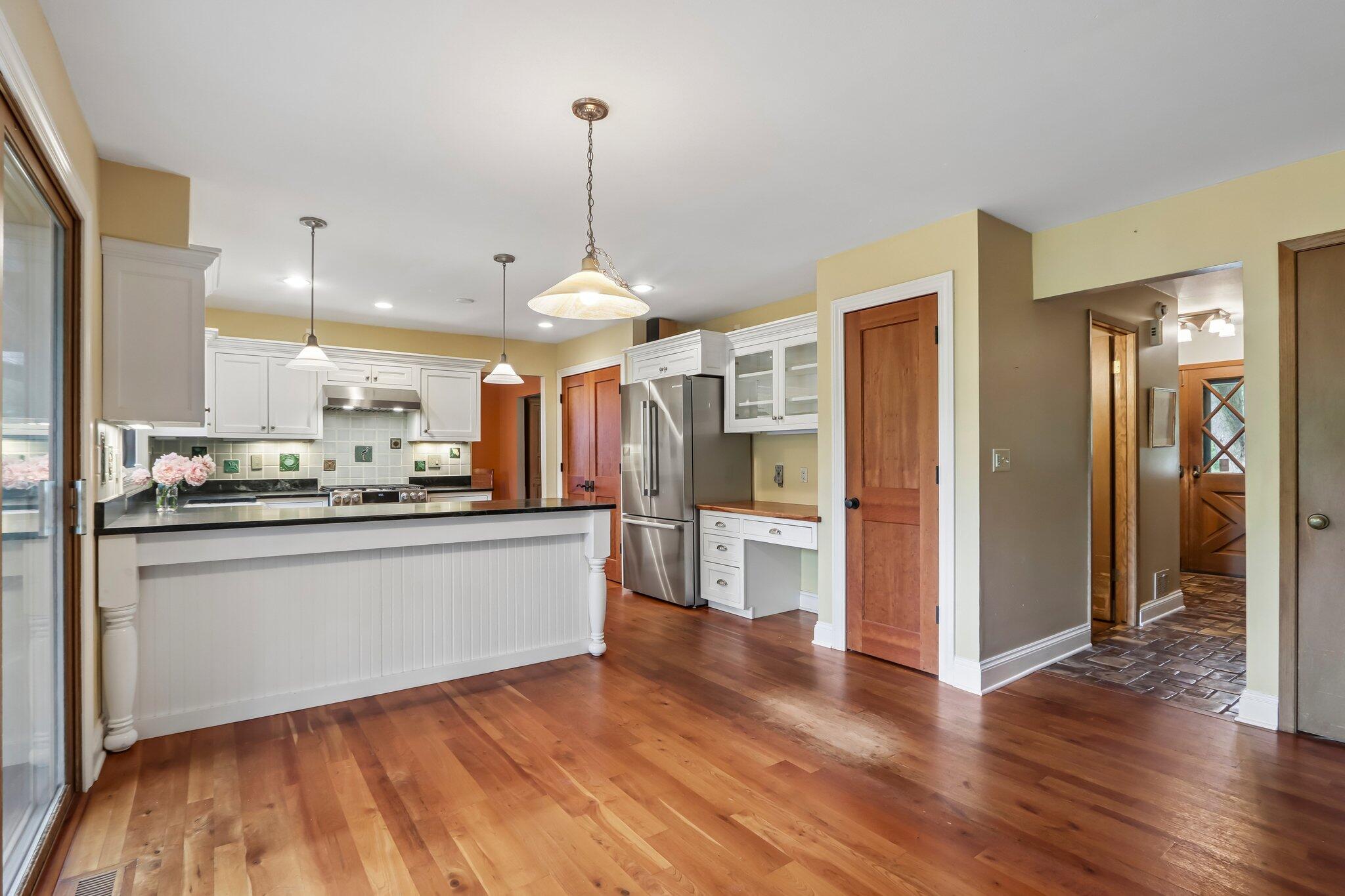 7400 North Pierron Road Glendale, WI 53209 - Photo 42 of 49 18-web-or-mls-N Pierron Rd-S1806-018