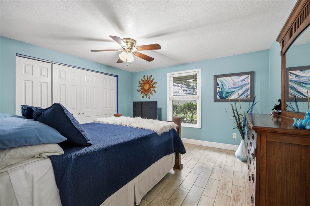 1430 Sutton Pl Drive Palm Harbor, FL 34683 - Photo 20 of 29