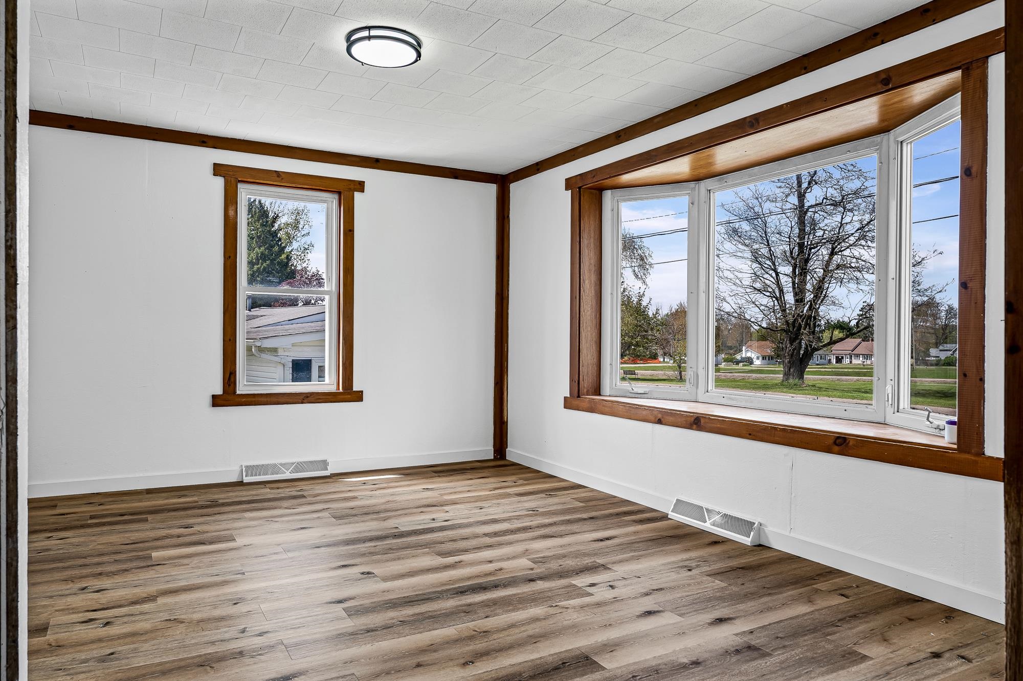 103 Oak Street Necedah, WI 54646 - Photo 7 of 43