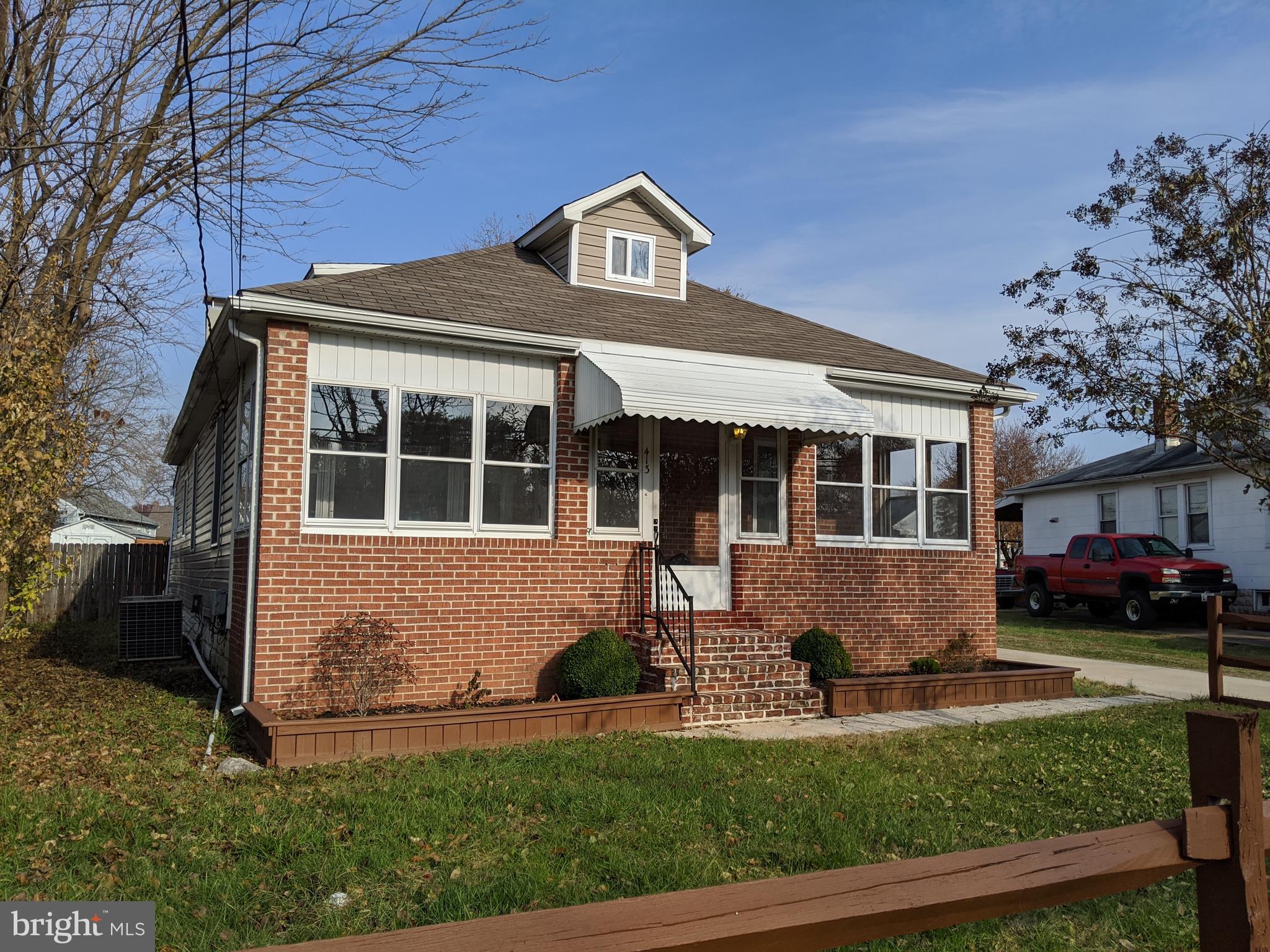 413 Riverside Drive Baltimore, MD 21221 - Photo 2 of 34 Gallery Image 2