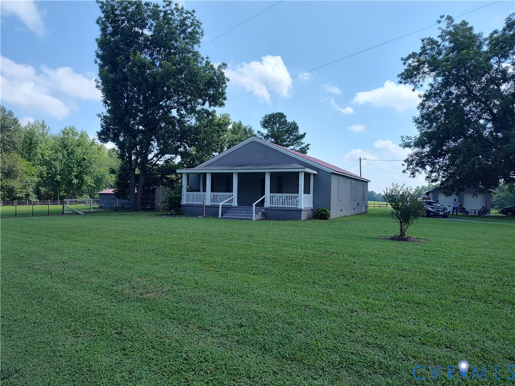 20827 Carson Road Dinwiddie, VA 23841 - Photo 16 of 43