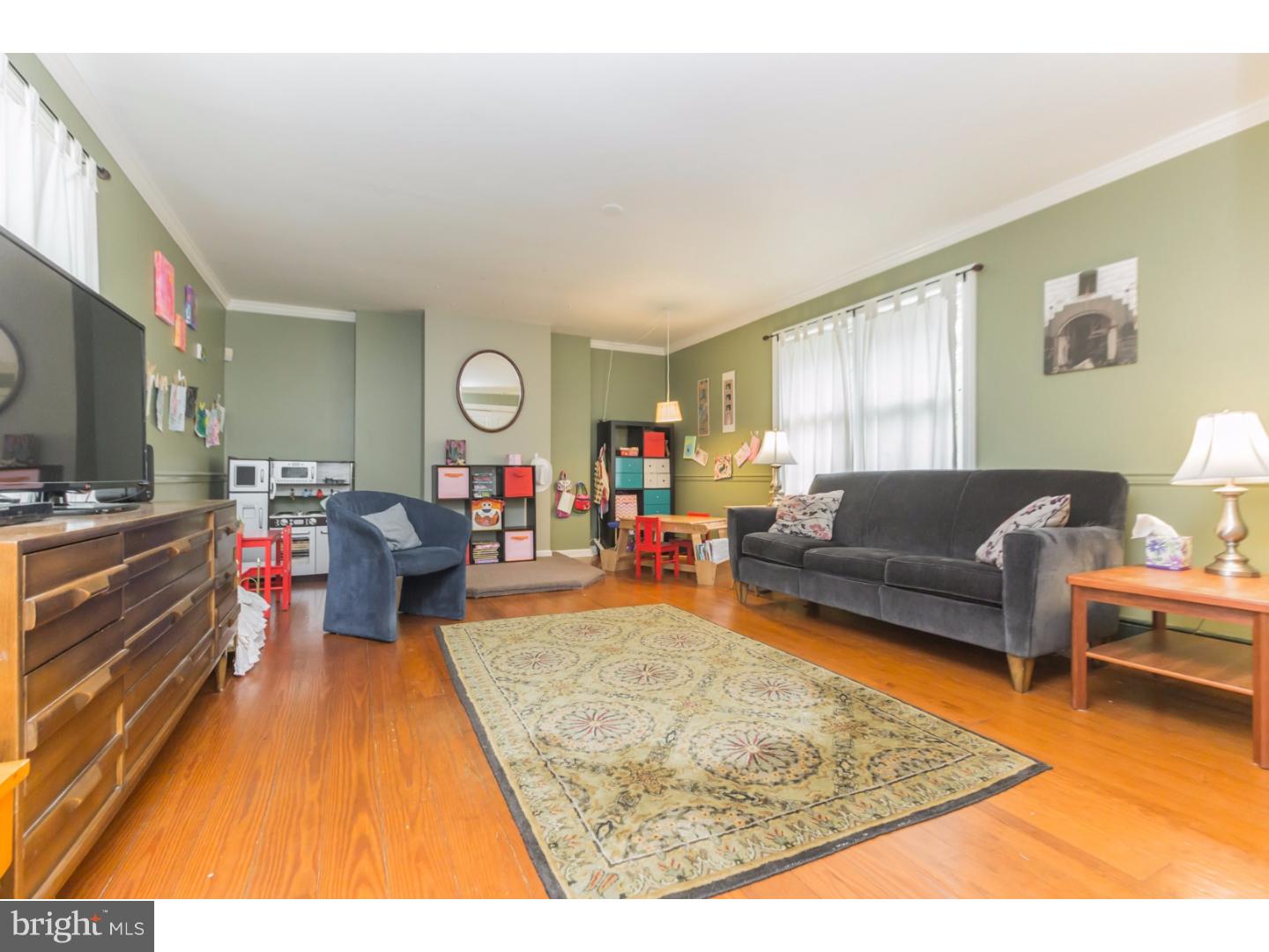 214 Ridgway Street Mount Holly, NJ 08060 - Photo 11 of 25 Family Room
