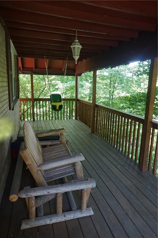 121 Rockingham Road Pittsburgh, PA 15238 - Photo 20 of 23 Covered Porch