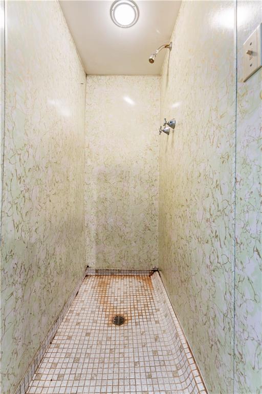 248 Glass Run Road Pittsburgh, PA 15207 - Photo 27 of 38 Lower Level Shower