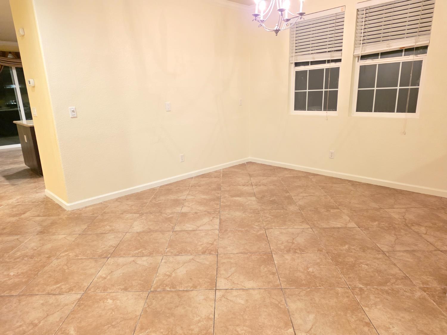 8146 Suarez Way Elk Grove, CA 95757 - Photo 14 of 41