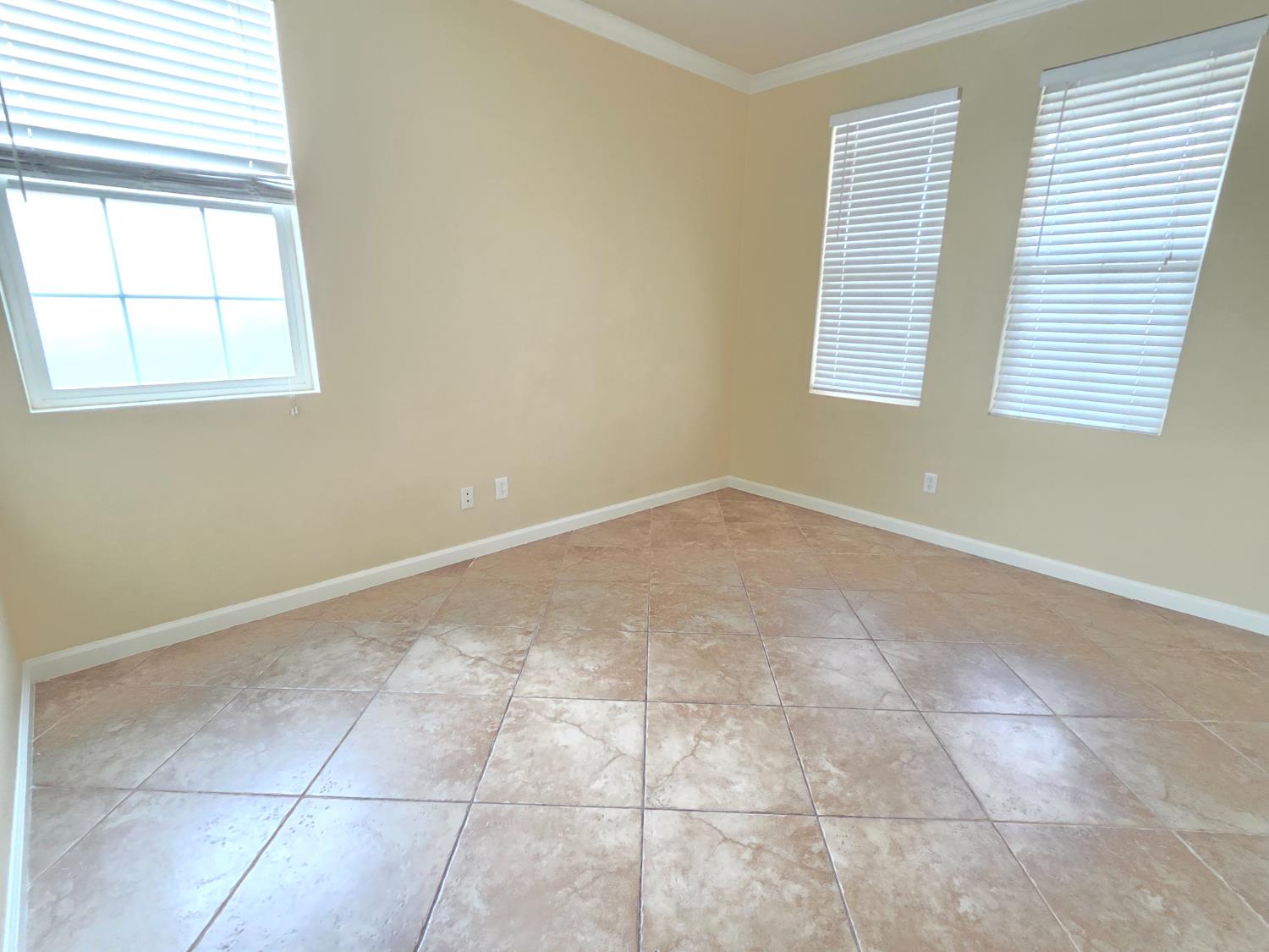 8146 Suarez Way Elk Grove, CA 95757 - Photo 15 of 86