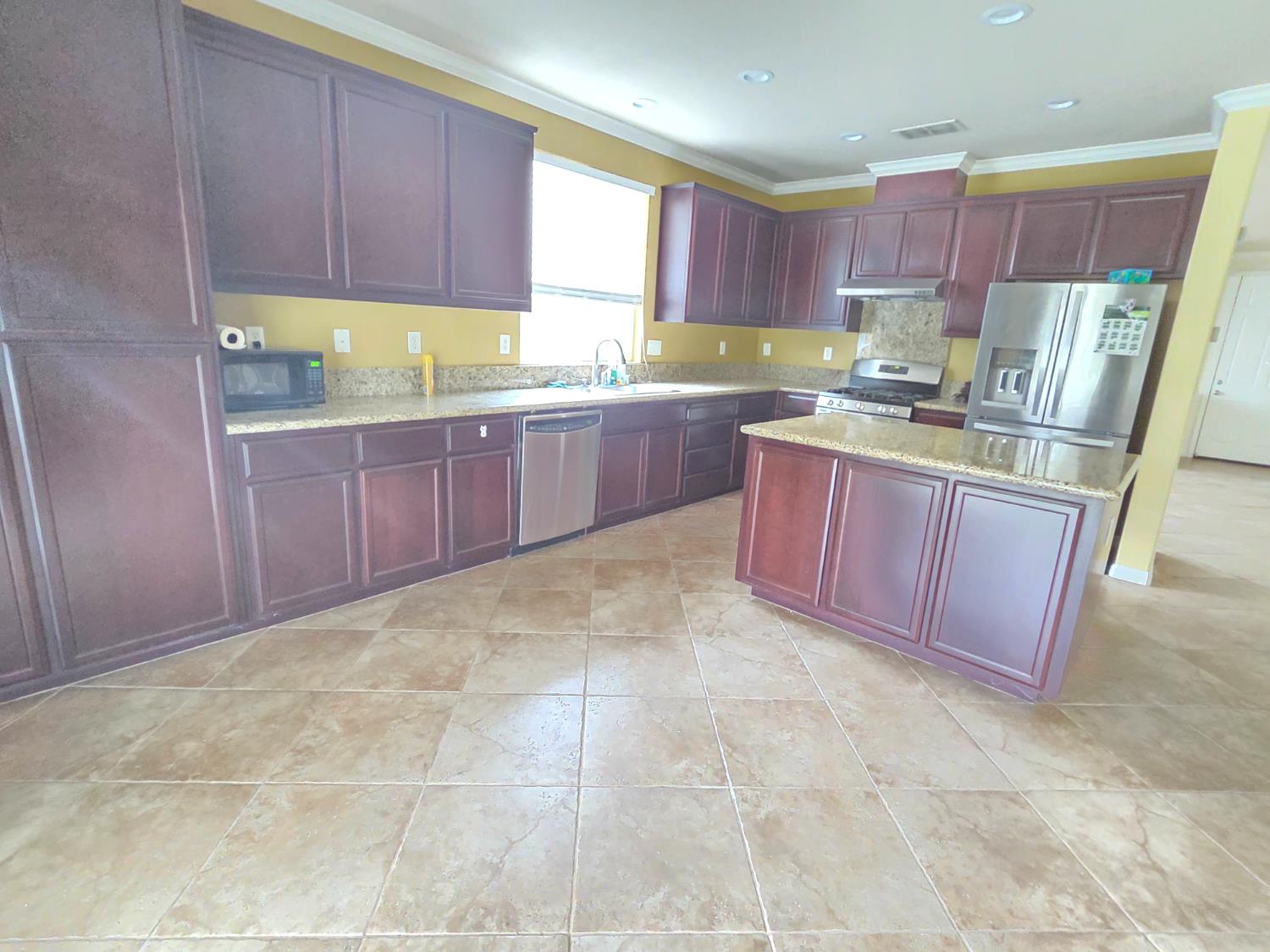 8146 Suarez Way Elk Grove, CA 95757 - Photo 19 of 86