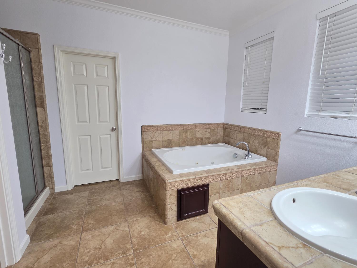 8146 Suarez Way Elk Grove, CA 95757 - Photo 35 of 86