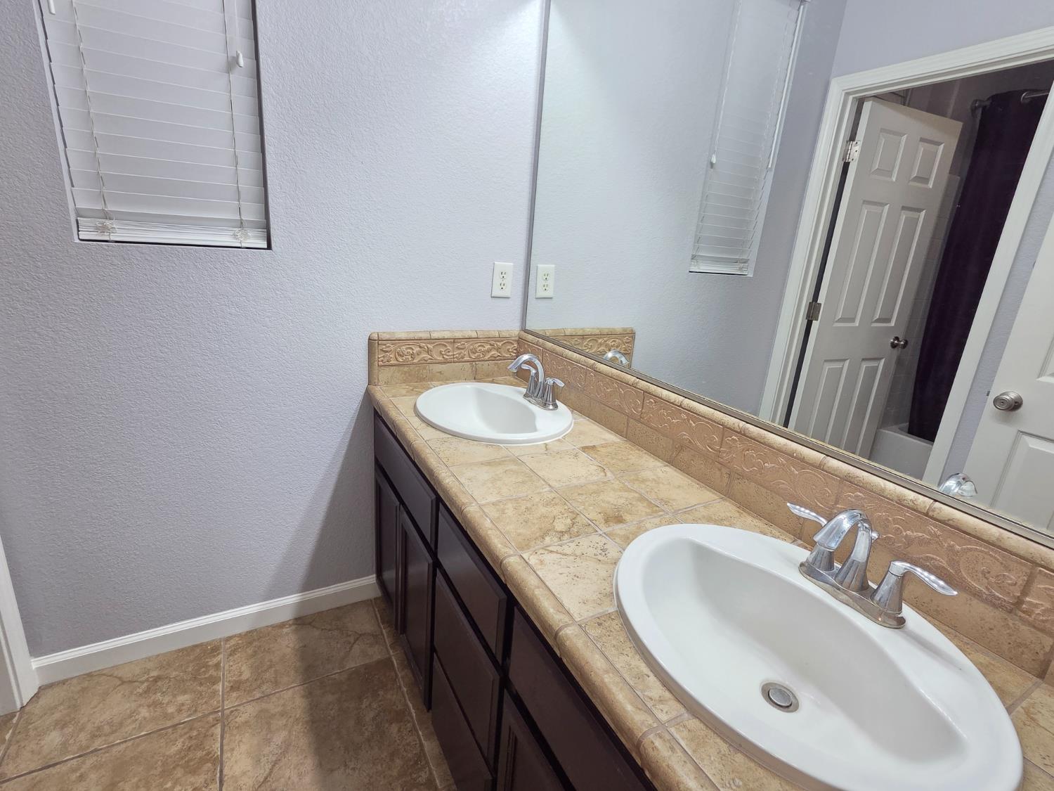 8146 Suarez Way Elk Grove, CA 95757 - Photo 40 of 86