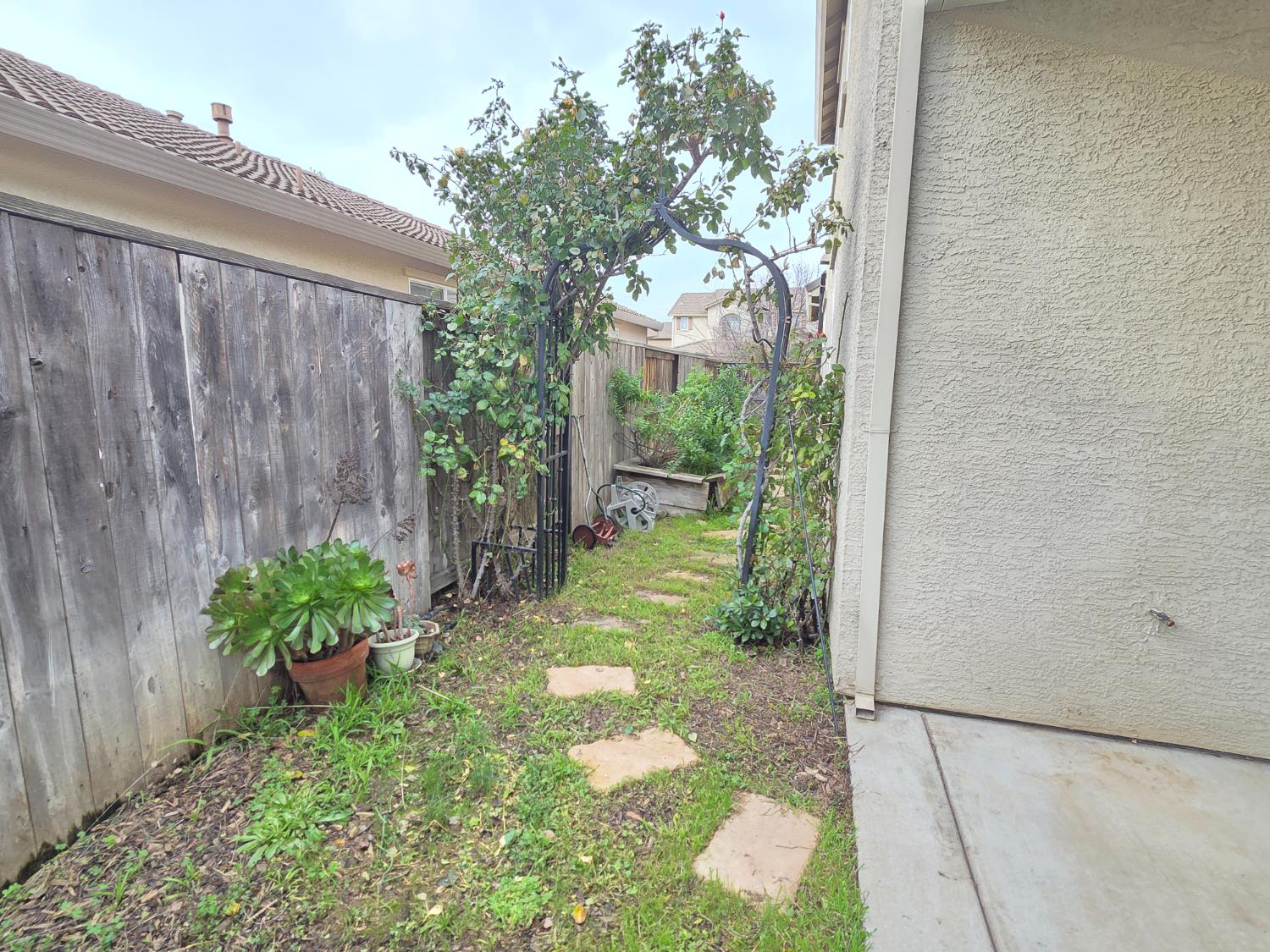 8146 Suarez Way Elk Grove, CA 95757 - Photo 47 of 86