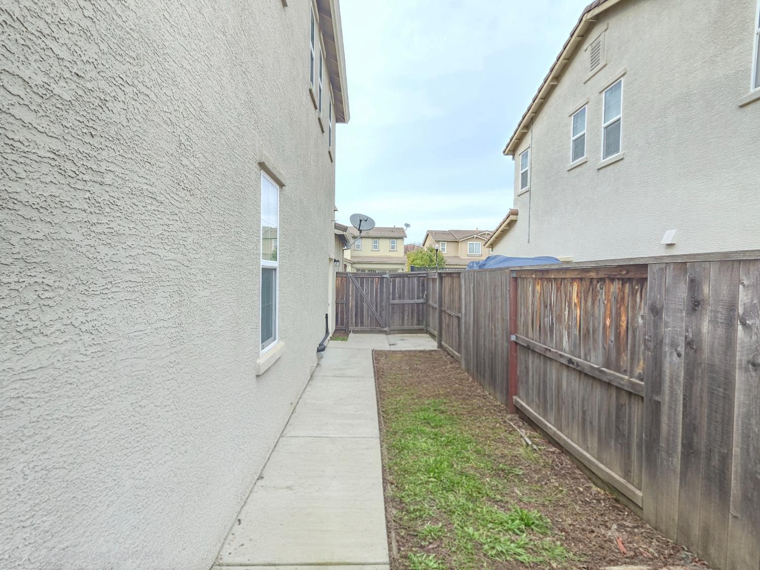 8146 Suarez Way Elk Grove, CA 95757 - Photo 48 of 86