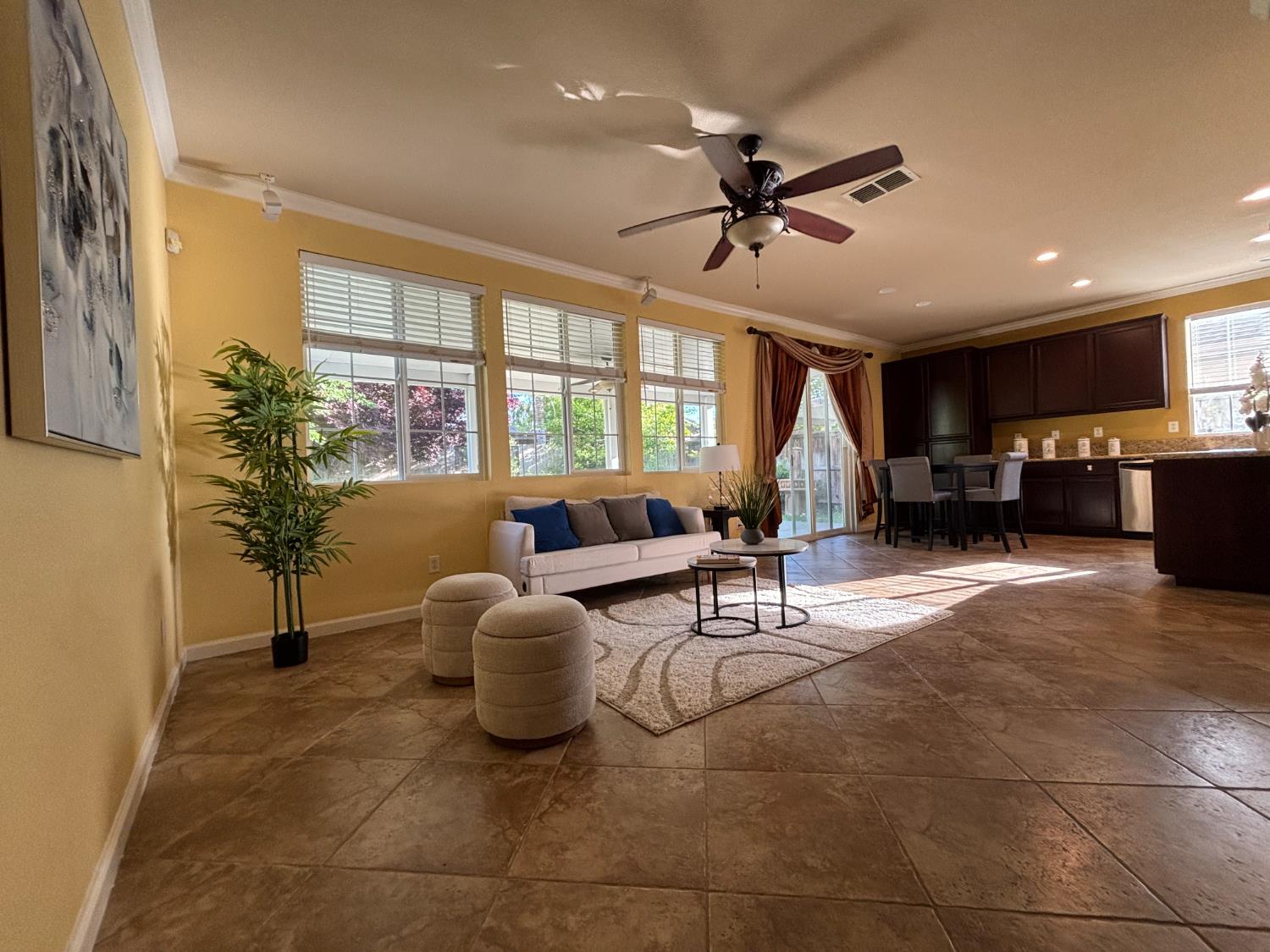 8146 Suarez Way Elk Grove, CA 95757 - Photo 63 of 86