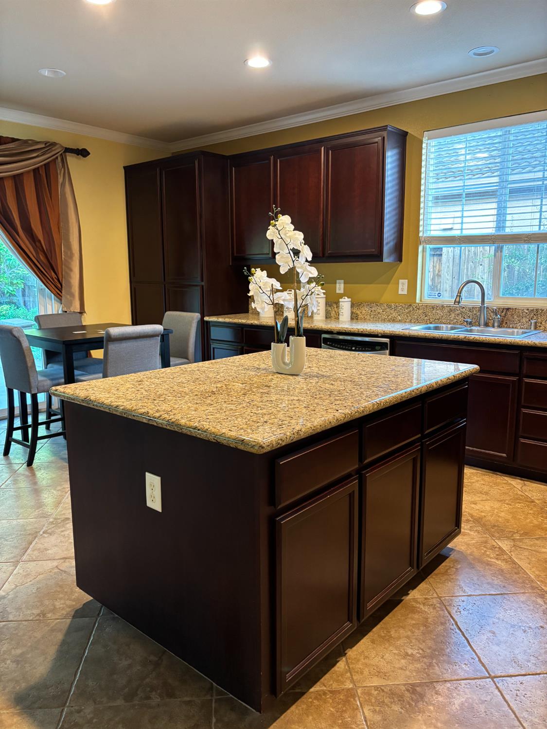 8146 Suarez Way Elk Grove, CA 95757 - Photo 68 of 86