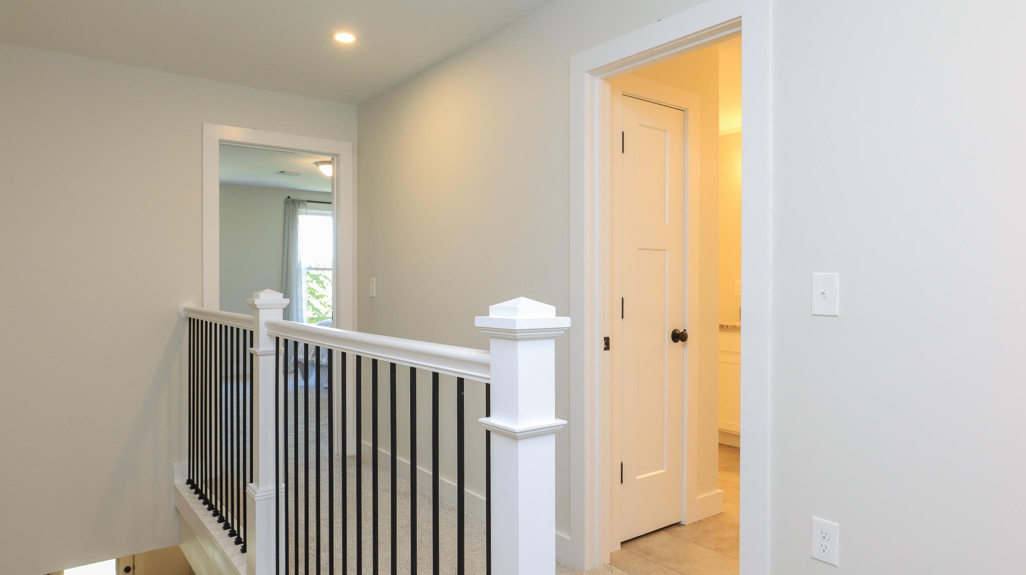 34 Ponemah Hill Road, Unit 2 Milford, NH 03055 - Photo 13 of 24 Gallery Image 13