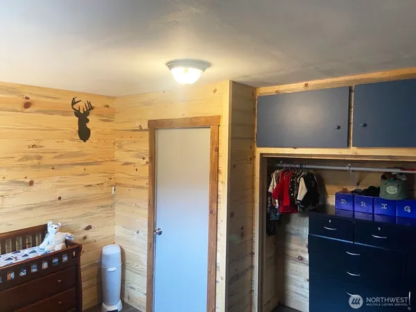 a view of a storage & utility room
