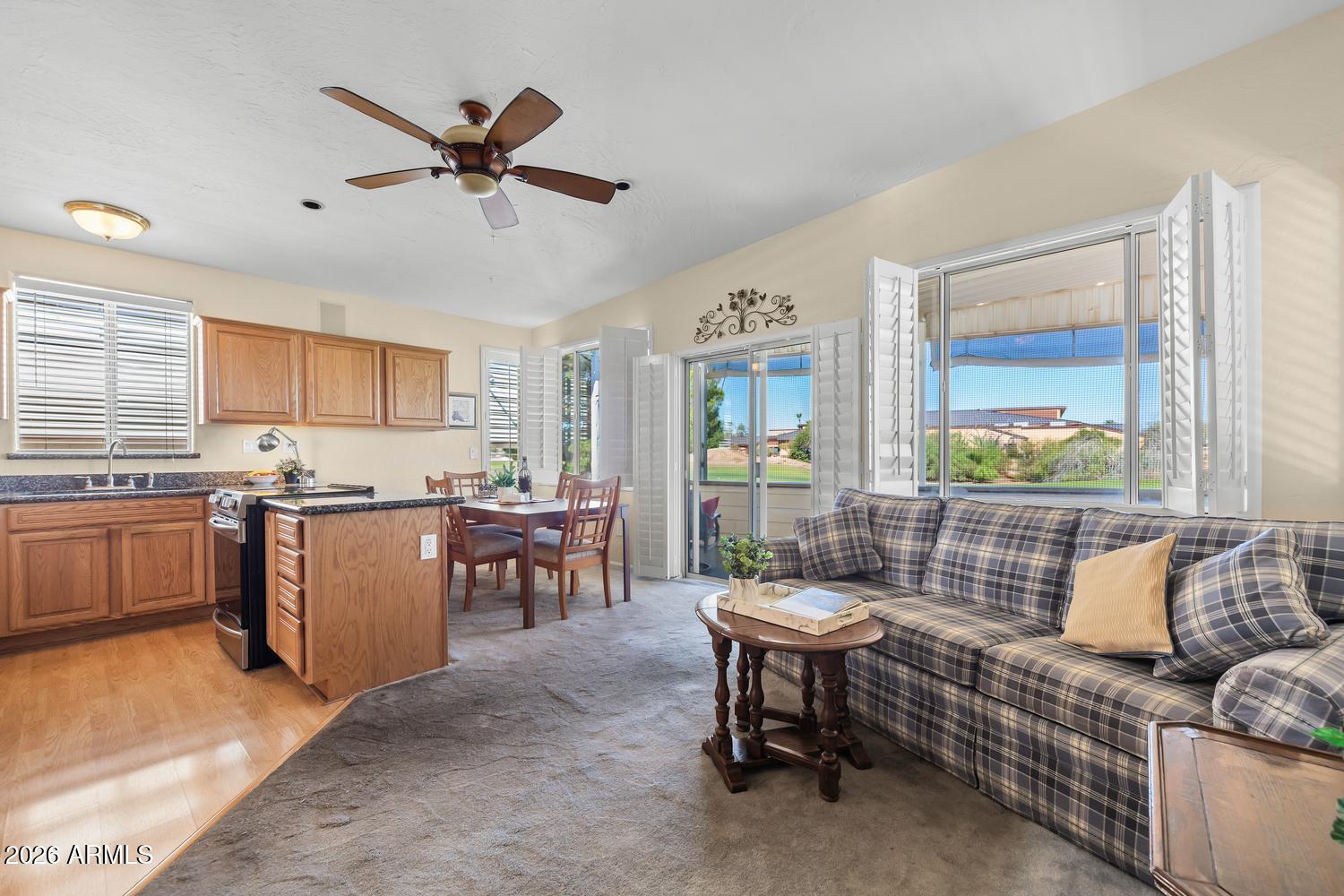 17200 West Bell Road, Unit 687 Surprise, AZ 85374 - Photo 2 of 24 006-014-HT Lot 6876-1500x1000