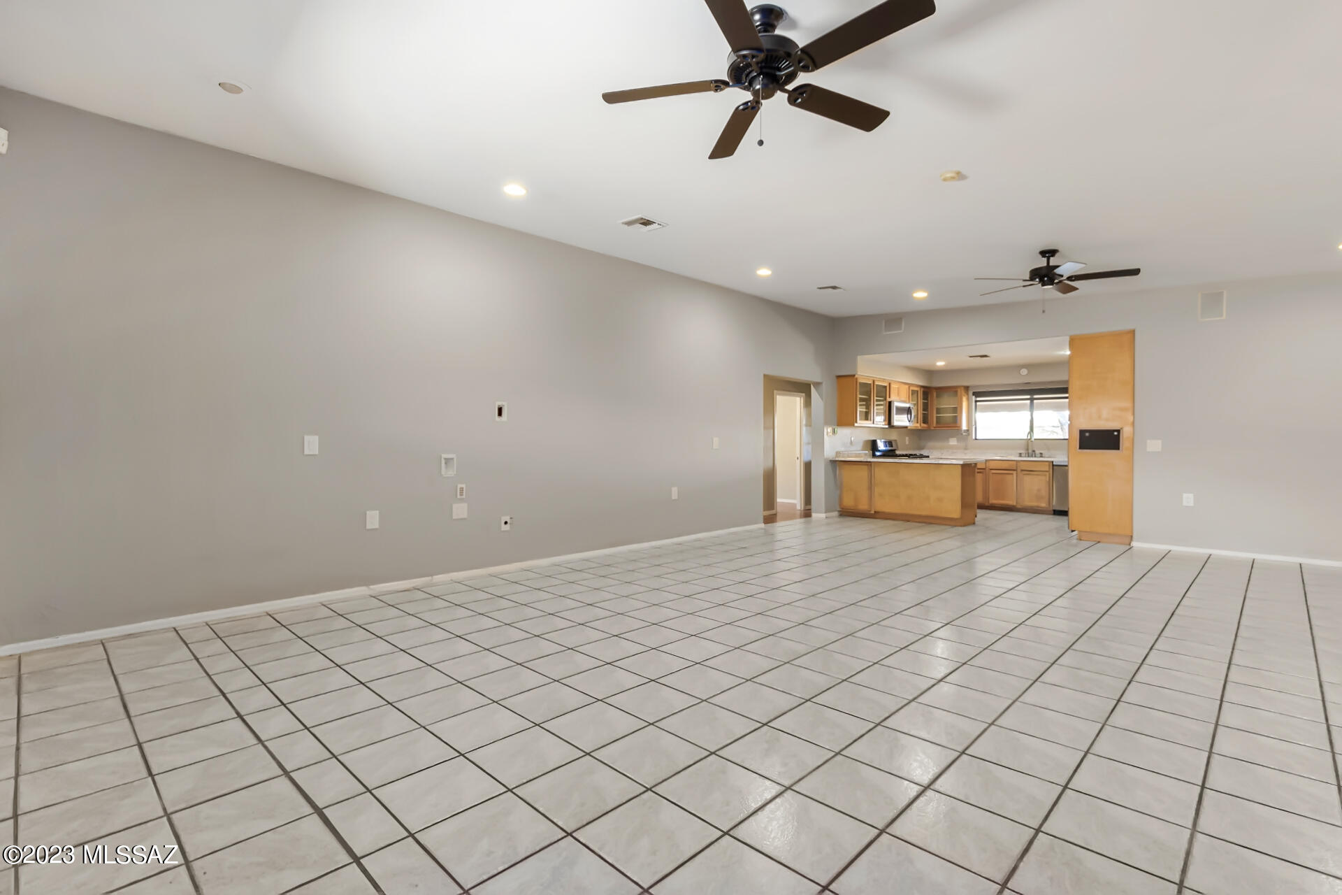 2056 West Rainbow Ridge Road Tucson, AZ 85745 - Photo 5 of 20