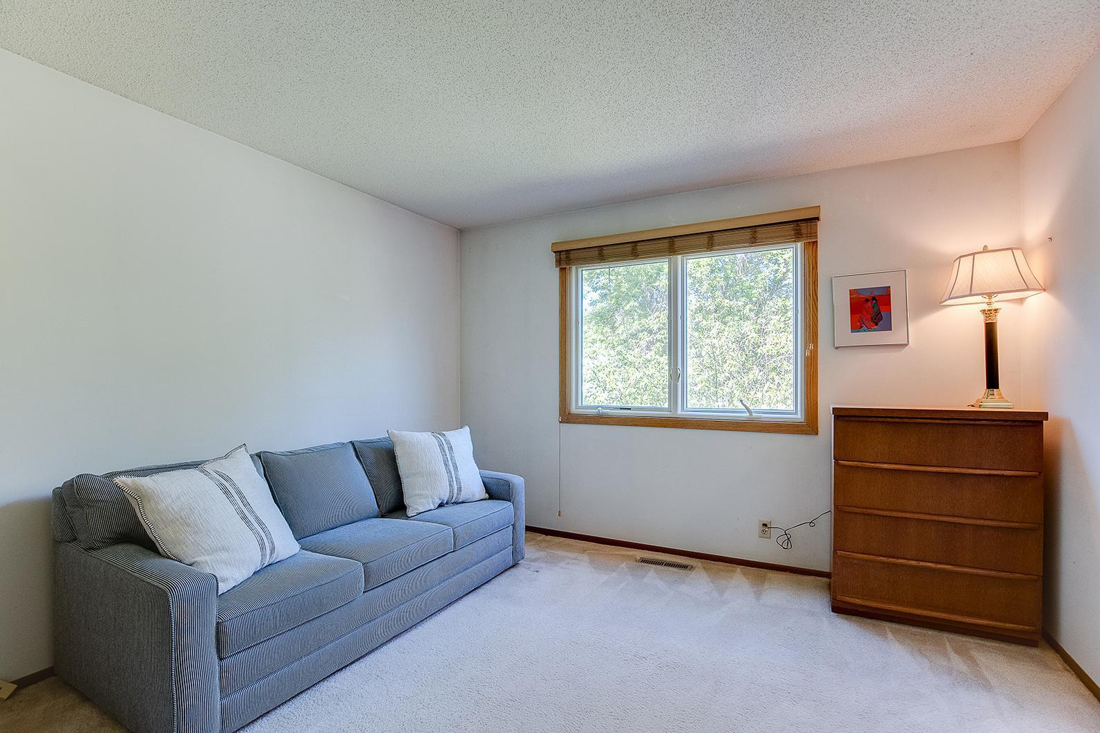 7271 Hunters Run Eden Prairie, MN 55346 - Photo 20 of 33 Gallery Image 20