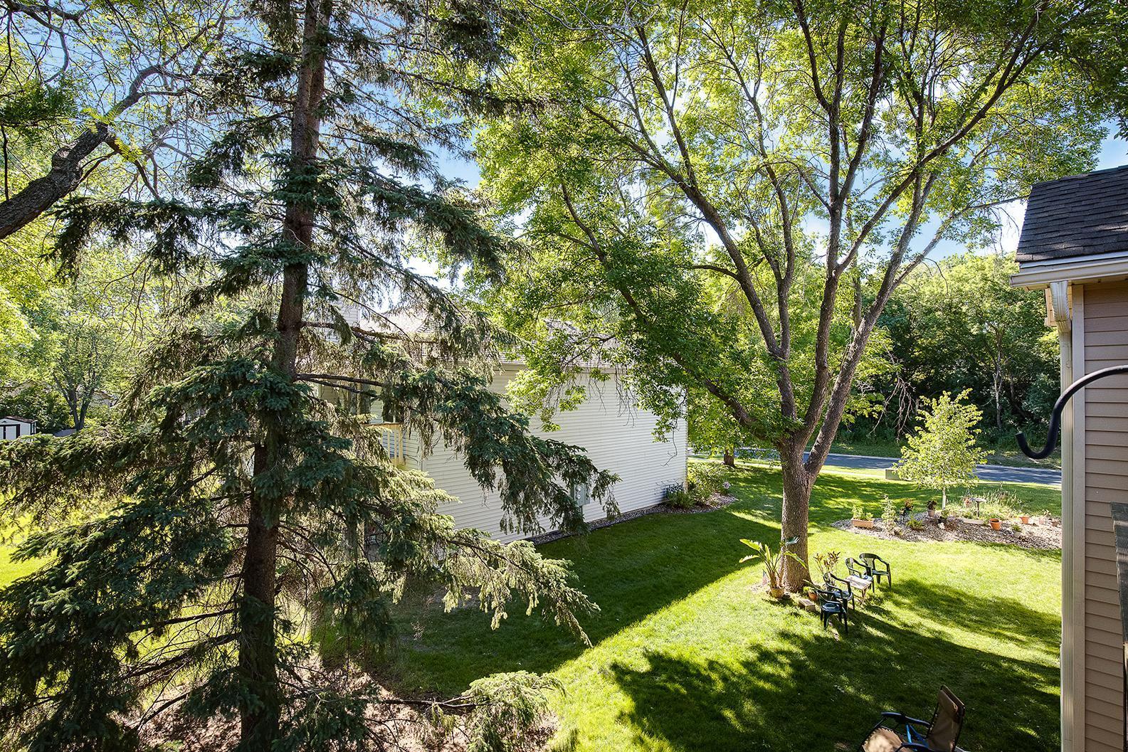 7271 Hunters Run Eden Prairie, MN 55346 - Photo 24 of 33 Gallery Image 24