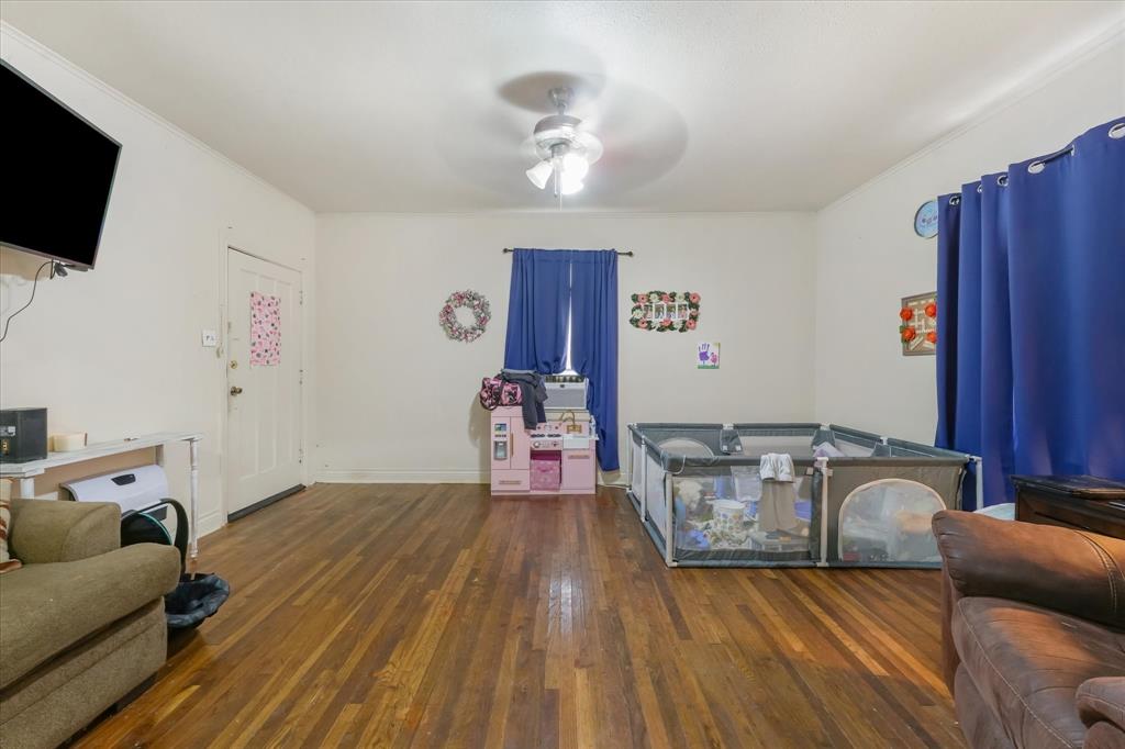 404 South Morris Street Gainesville, TX 76240 - Photo 3 of 8