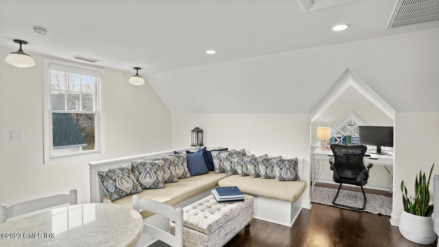 16 Division Street, Unit B Greenwich, CT 06830 - Photo 3 of 12 Living Room
