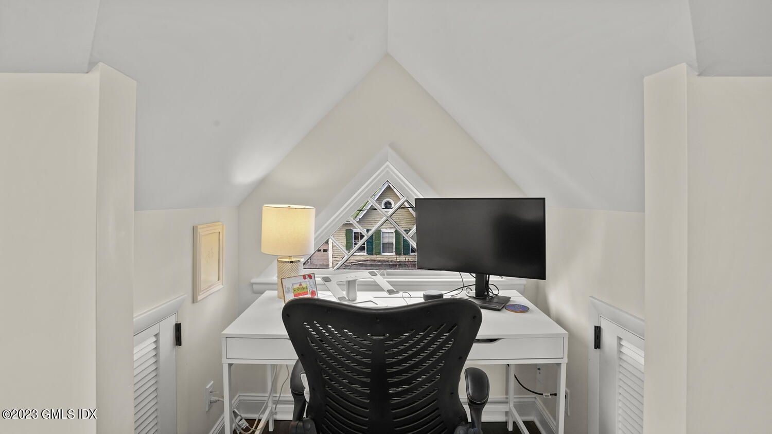 16 Division Street, Unit B Greenwich, CT 06830 - Photo 5 of 12 Office