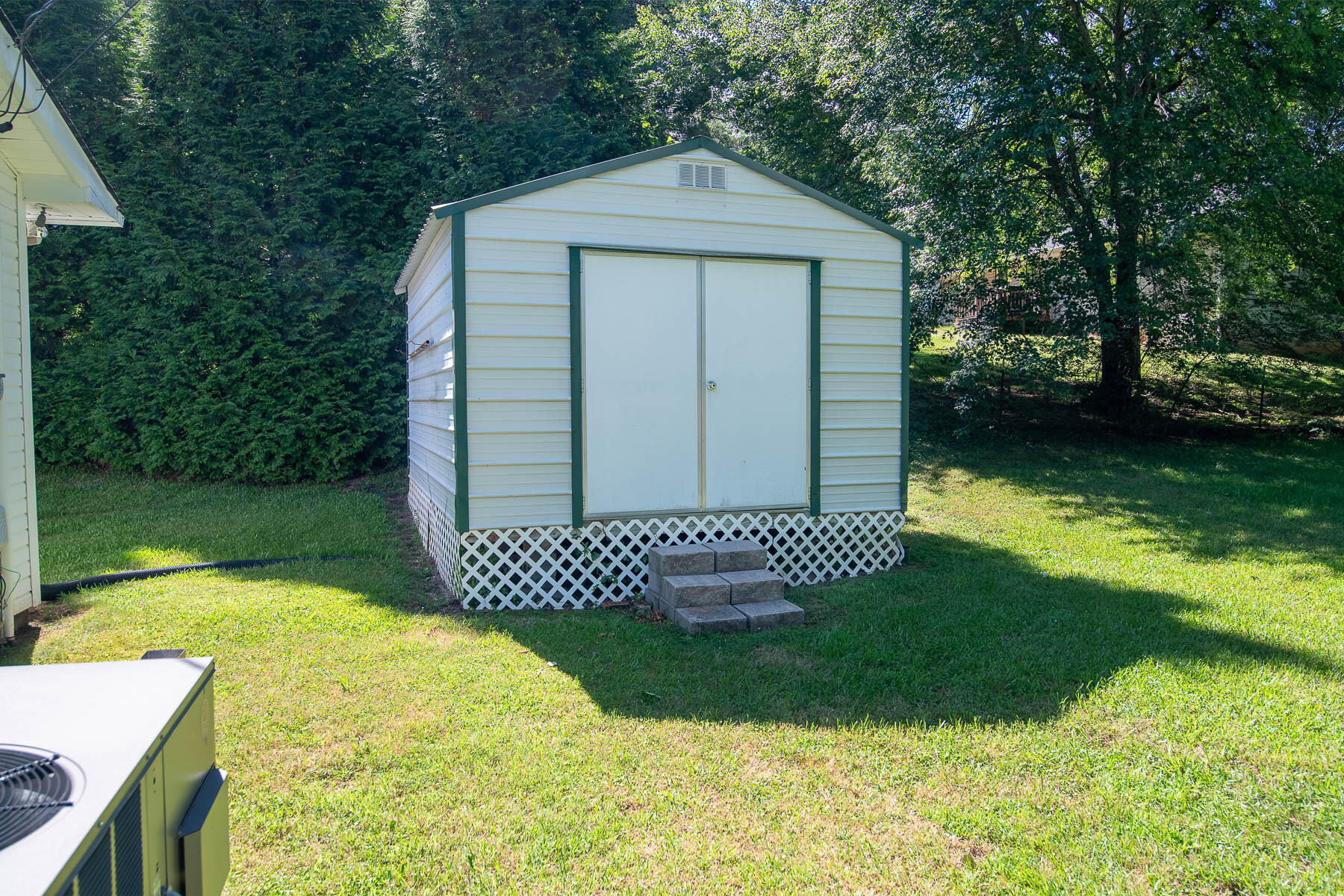 1826 Peavine Road Rock Spring, GA 30739 - Photo 21 of 28 850_4544-HDR
