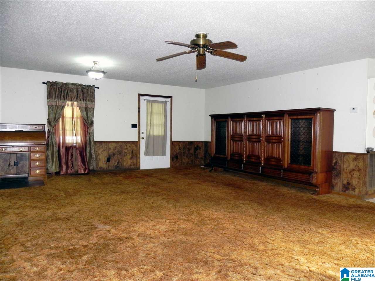 322 Century Road Jacksonville, AL 36265 - Photo 8 of 44