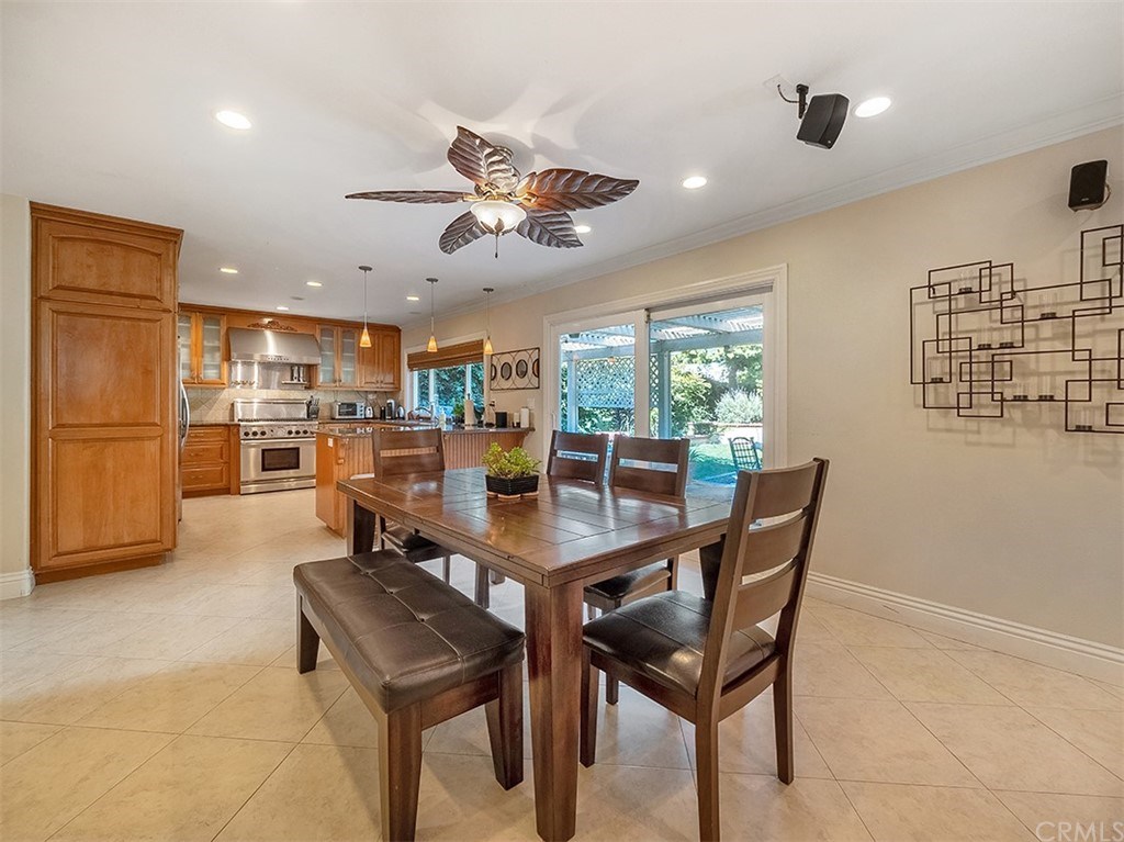 878 Prospect Place Costa Mesa, CA 92626 - Photo 2 of 47 Breakfast nook opens up to both the kitchen and the living room space