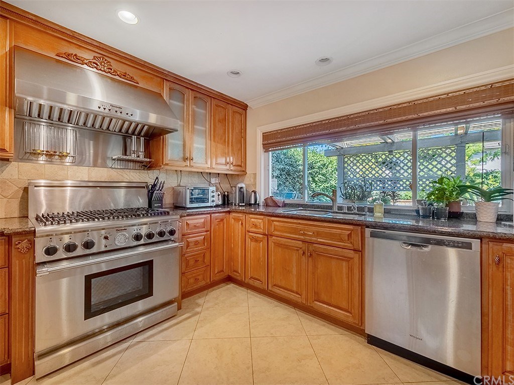 878 Prospect Place Costa Mesa, CA 92626 - Photo 16 of 47 Window looking out to your serene backyard