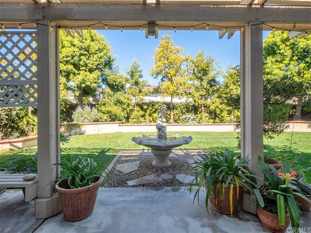 878 Prospect Place Costa Mesa, CA 92626 - Photo 18 of 47