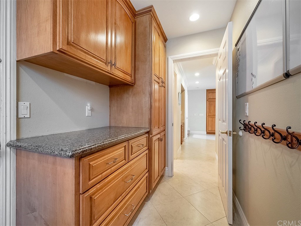 878 Prospect Place Costa Mesa, CA 92626 - Photo 26 of 47