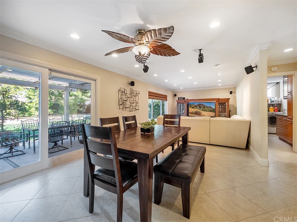 878 Prospect Place Costa Mesa, CA 92626 - Photo 7 of 47