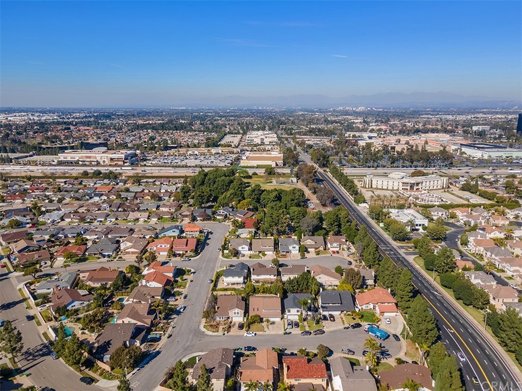 878 Prospect Place Costa Mesa, CA 92626 - Photo 9 of 47
