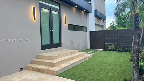$17,500 | 1700 Northeast 18th Street, Fort Lauderdale, FL 33305