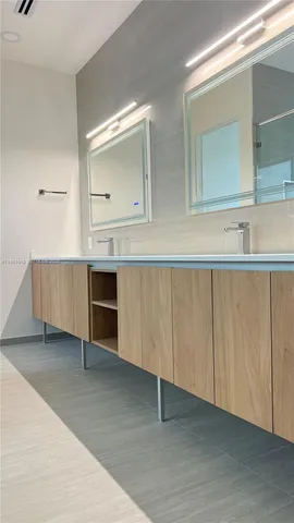 $17,500 | 1700 Northeast 18th Street, Fort Lauderdale, FL 33305