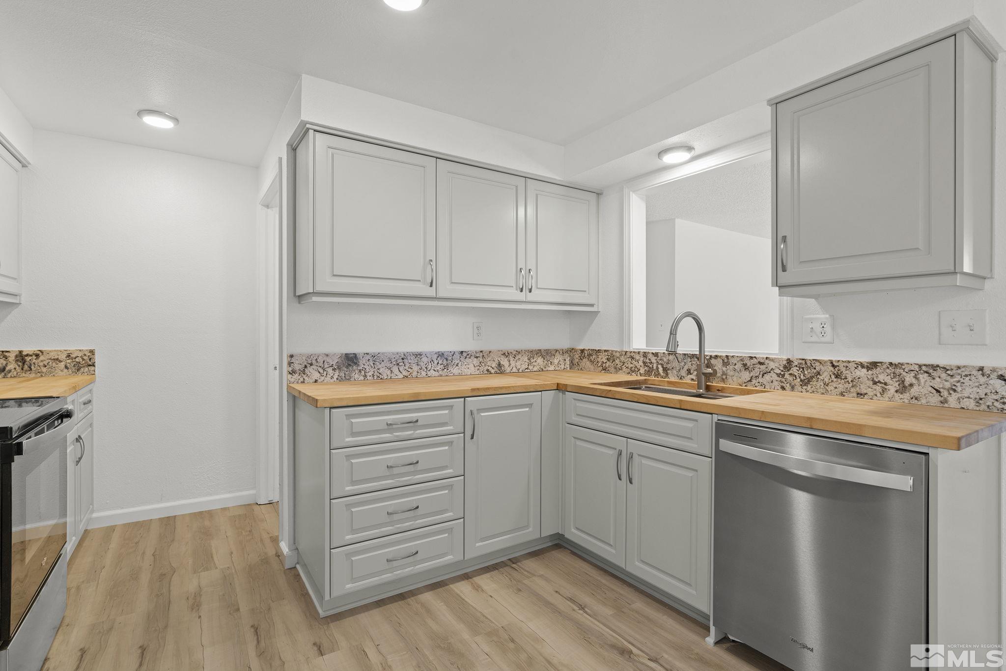 6783 Flower Street Reno, NV 89506 - Photo 9 of 16 Photo 9