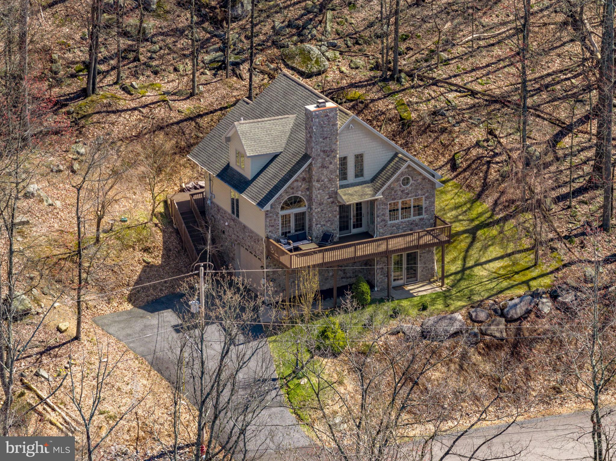 154 Kickapoo Drive Hazleton, PA 18202 - Photo 15 of 87 Charming home nestled in nature's embrace.